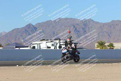 media/Nov-06-2023-Moto Forza (Mon) [[ce023d0744]]/4-Beginner Group/Session 4 (Finish Line Checker)/